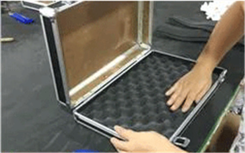 Production Process - aluminum case (7)